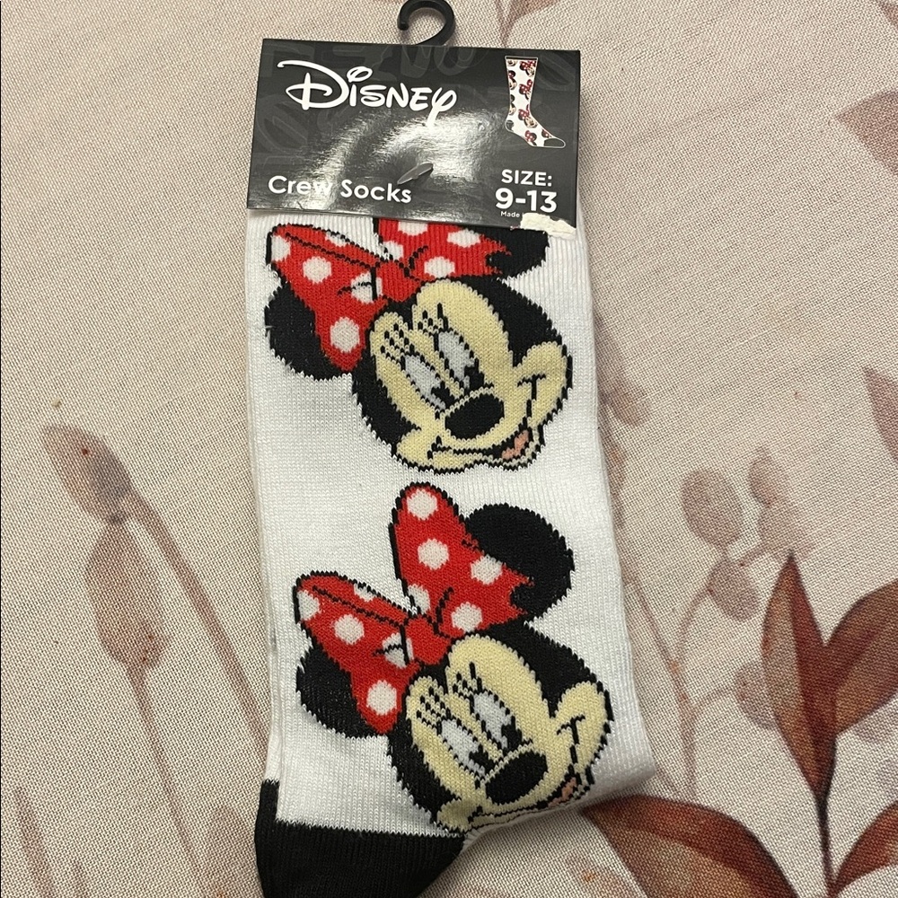 Disney Minnie Mouse Crew Socks - White and Black
